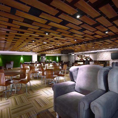 Favehotel Graha Agung Sorabaya Extérieur photo